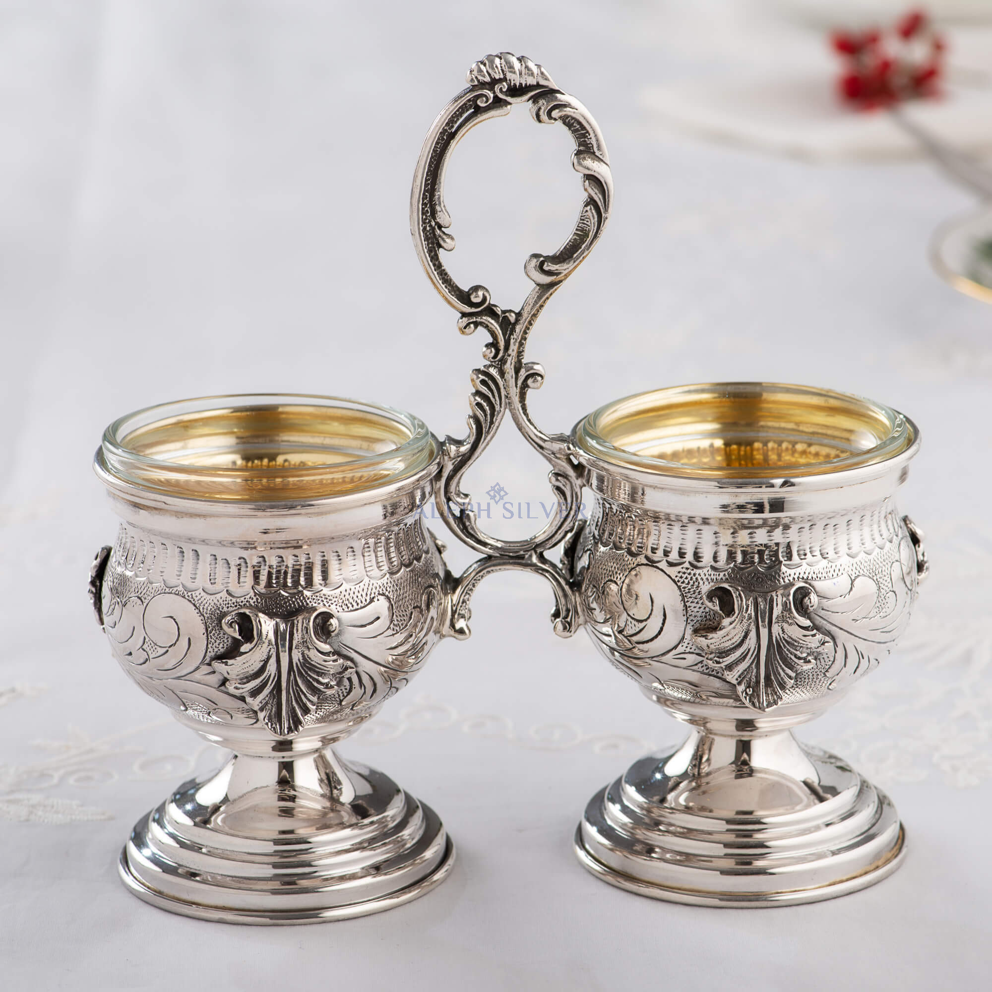 925 Sterling Silver Elegant Handmade Table Salt & Pepper