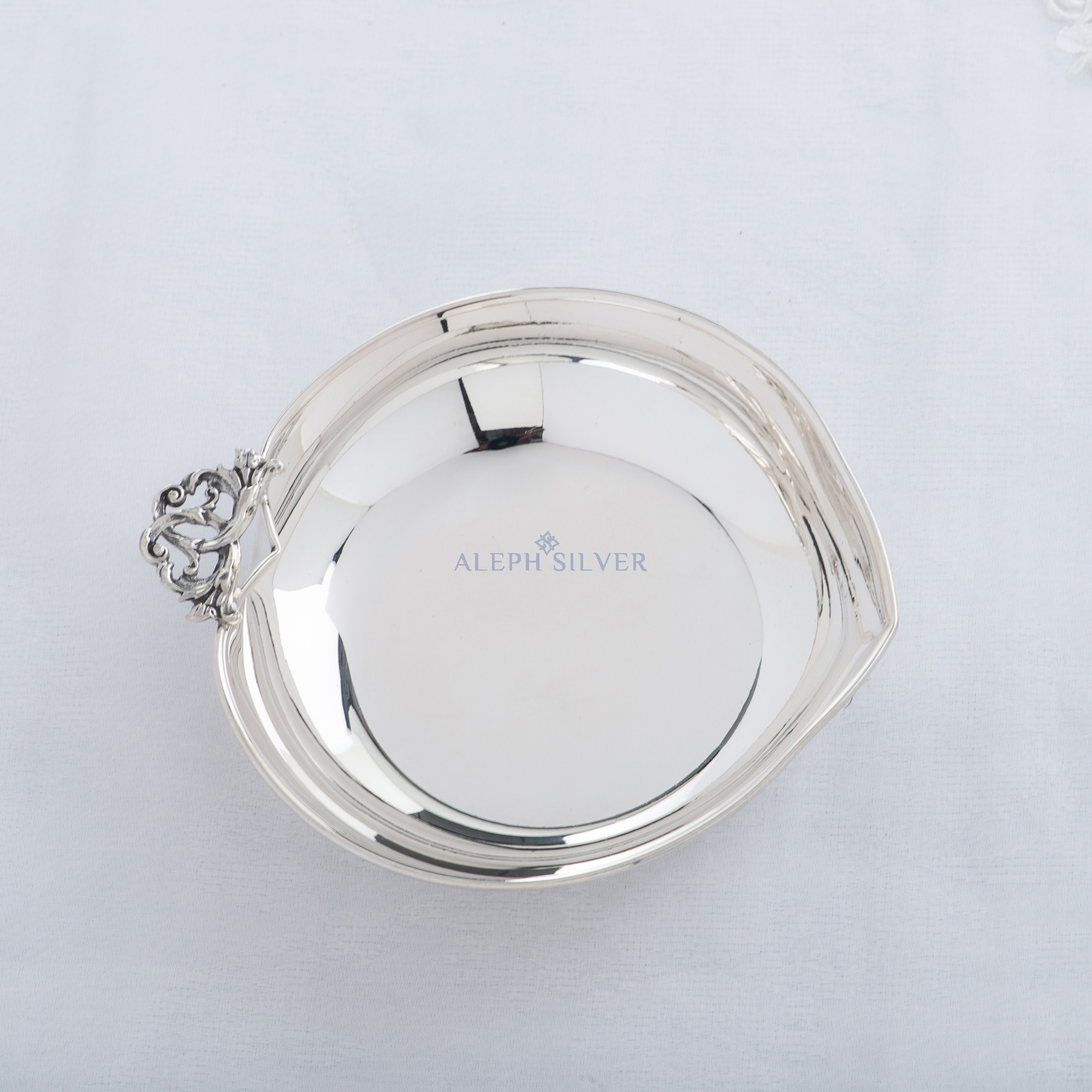 925 Sterling Silver Handmade Heart-Shaped Decorative Serving Bowl 