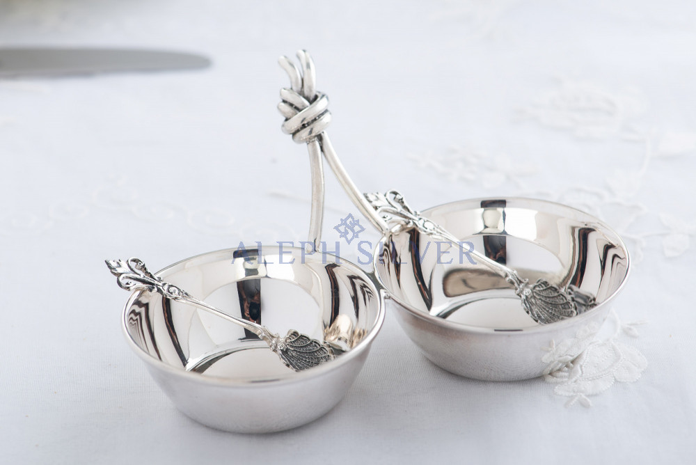 925 Sterling Silver Table Salt and Pepper with Knotted Handle and Two Highly Decorative Sea Shell-Shaped Serving Spoons