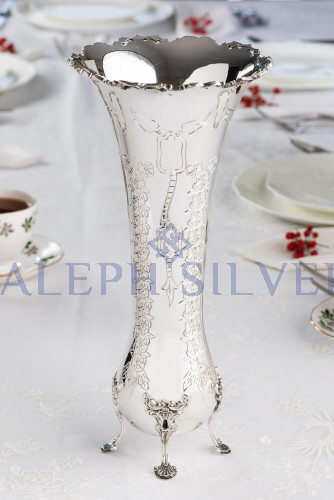 925 Sterling Silver Excellent Design Vase 