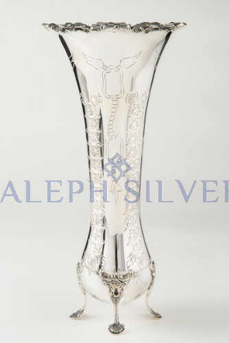 925 Sterling Silver Excellent Design Vase 