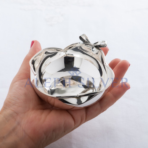 925 Sterling Silver Elegant Handmade Serving Bowl with Ribbon-Shaped Piece