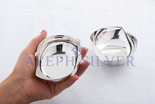 925 Sterling Silver simple and elegantly Design Serving Bowl 